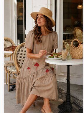 LINEN COLLECTION NWT Flowy Casual Chic Clover Embroidered Dress size large